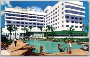 Miami Beach Florida 1952 Postcard Sans Souci Hotel Swimming Pool