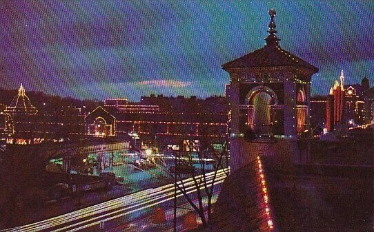 Beautiful Country Club Plaza At Christmas Time Kansas City Missouri