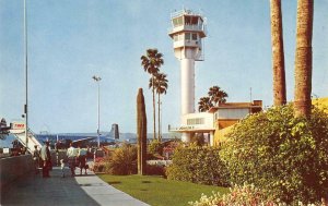 SKY HARBOR AIRPORT Phoenix, Arizona TWA Plane c1950s Vintage Postcard
