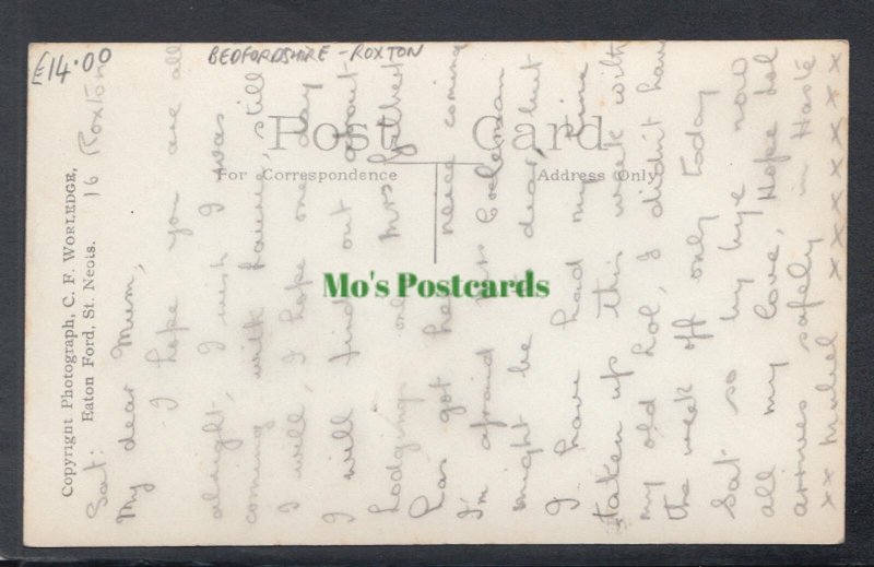 Bedfordshire Postcard - Roxton Village SW2811