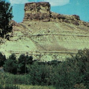 USA Vista of Castle Rock at Green River Wyoming Vintage Postcard 07.66