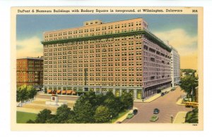 DE - Wilmington. DuPont & Nemours Bldg's, Rodney Square in Foreground