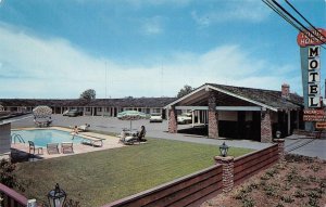 TOWN HOUSE MOTEL Santa Rosa, California Roadside ca 1960s Vintage Postcard