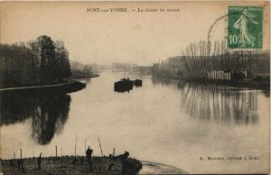 CPA PONT-sur-YONNE - La riviere en amont (146411)