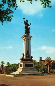 USA Broadway Monument Galveston Texas Chrome Postcard 08.92