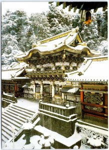 VINTAGE CONTINENTAL SIZE POSTCARD SNOW-COVERED YOMEIMON GATE AT NIKKO JAPAN