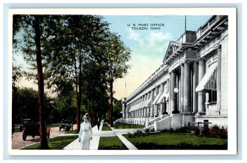 c1920's U.S. Post Building Girl Cars Office Toledo Ohio OH Vintage Postcard