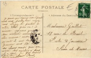 CPA Coulommiers Place du Marche FRANCE (1301117)