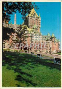 Modern Postcard What Quebec Le Chateau Frontenac from the garden of Governors