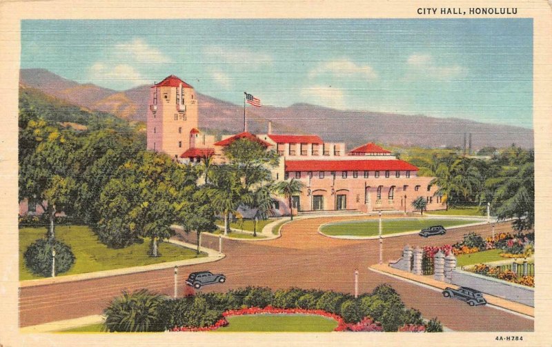 HONOLULU, HI Hawaii  CITY HALL~Bird's Eye View  c1940's Curteich Linen Postcard