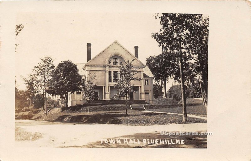 Town Hall in Blue Hill, Maine