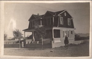 RPPC Pretty American Dutch Colonial Architecture Home with Children Postcard W20