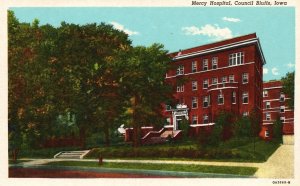 Vintage Postcard Mercy Hospital Medical Building Landmark Council Bluffs Iowa IA