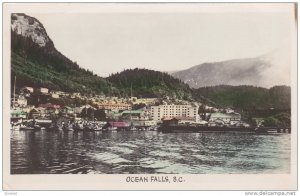 RP: OCEAN FALLS , B.C. , Canada , 30-40s ; Waterfront
