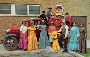 HAZEL PARK, Michigan MI   2ND ANNUAL COMMUNITY FAIR Clowns & Truck 1966 Postcard