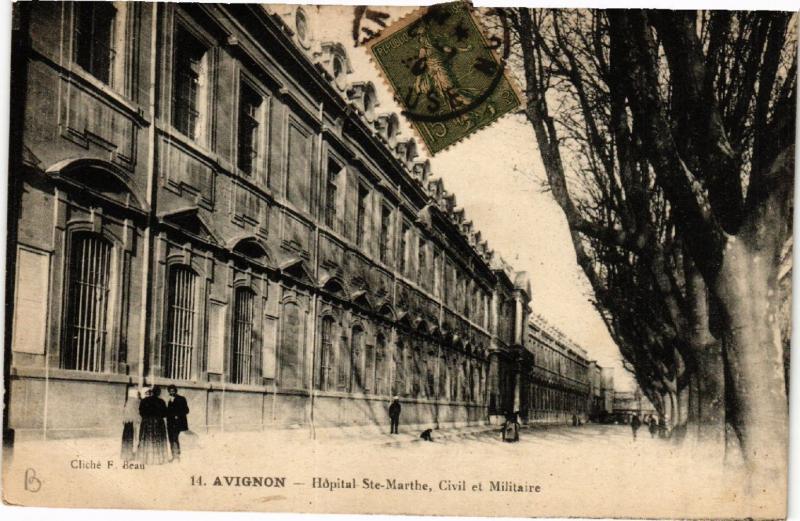 CPA AVIGNON - Hopital Ste-Marthe Civil et Militaire (511644)