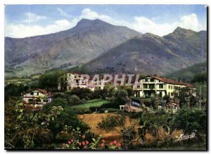 Postcard Modern Houses Basques at the foot of the Rhune