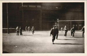 CPA NOEUX-les-MINES-Sortie des Mineurs remontant du fond (44221)