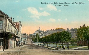 Postcard Astoria Oregon Street Scene Court House Post Office