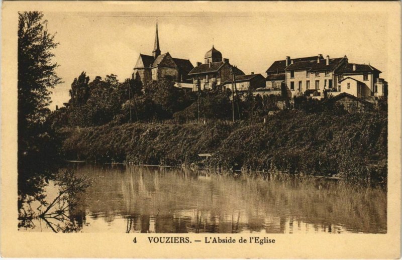 CPA VOUZIERS - L'Abside de l'Église (134825)