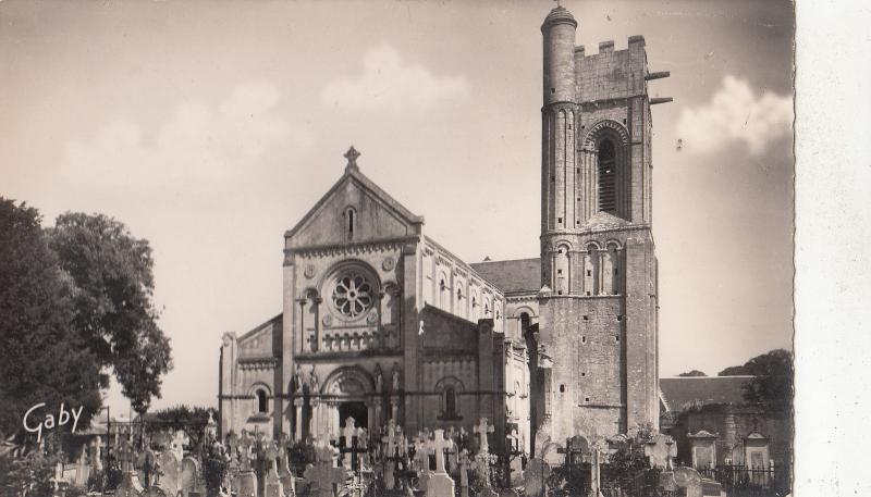 BF27862 l eglise et la vieille tour luc sur mer   france  front/back image