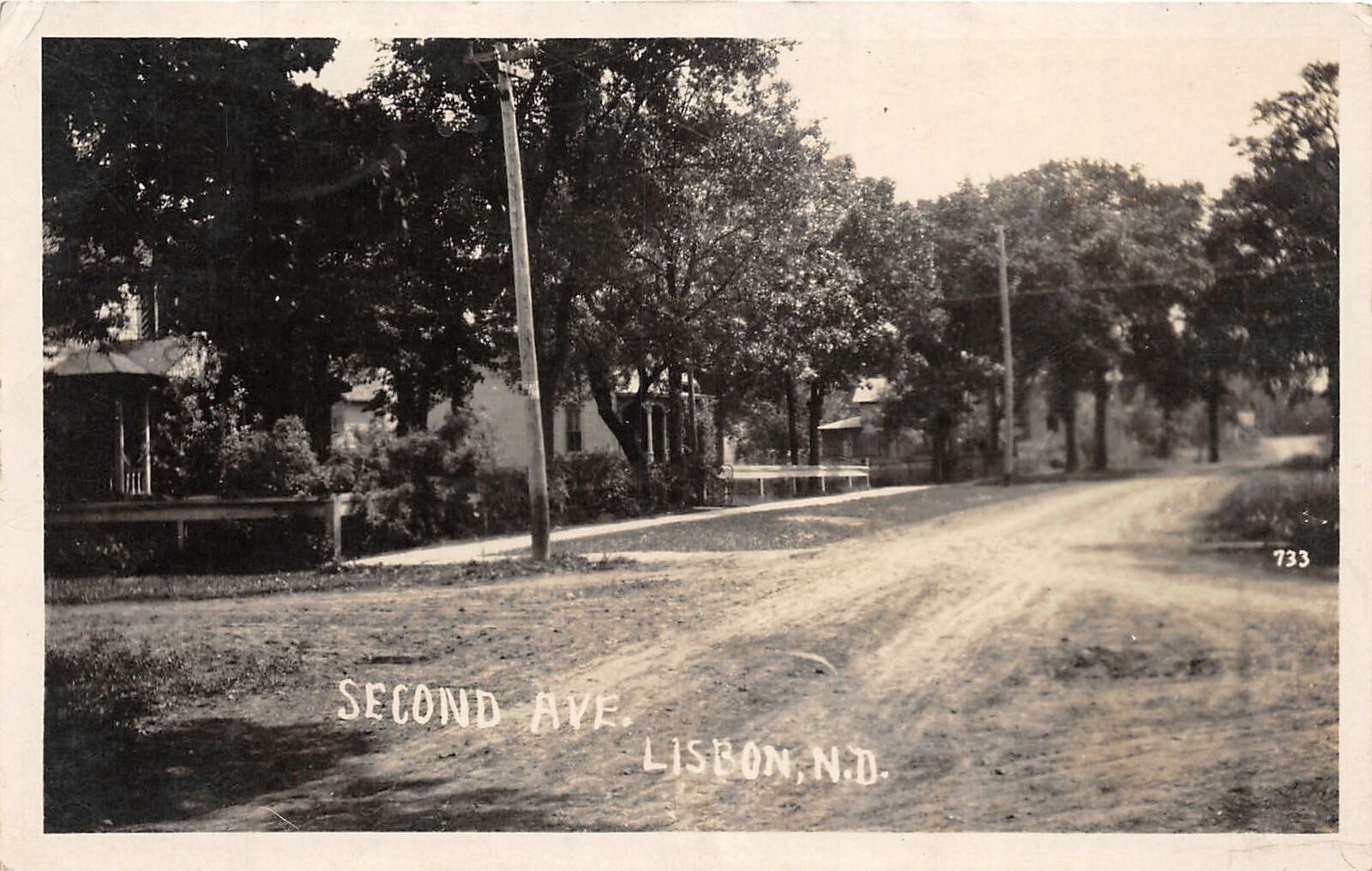 J21/ Lisbon North Dakota RPPC Postcard c1910 Second Avenue Homes 204