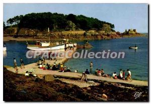 Modern Postcard ISLAND BREHAT embarcadre stars