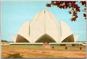 Lotus Temple Kalka Ji New Delhi India Temple and Grounds Postcard