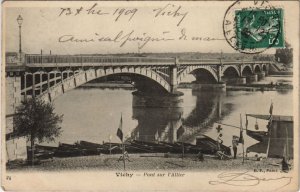 CPA vichy bridge over the Allier (1220360) 