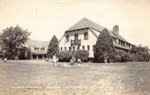 J88/ Angola Indiana RPPC Postcard c1940 Pokagon State Park Lodge Inn 91