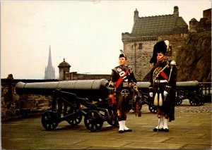 Sotland Edinburgh Queen's Own Highlanders Pipe Major and Drum Major