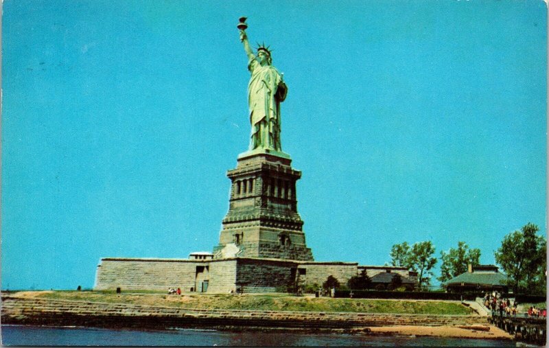 Statue of Liberty New York NY Postcard PM Cancel WOB Note VTG 3c Stamp Vintage 
