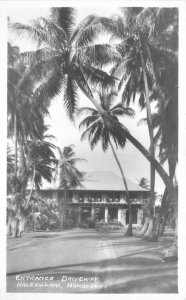 Postcard RPPC Hawaii Halekulani Honolulu Entrance Driveway 23-3597