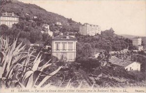 France Grasse Vue vers le Grand Hotel et l'Hotel Victoria