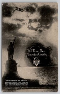 WWII Well Done Men America Greets You YMCA Statue Liberty Soldiers Postcard N23
