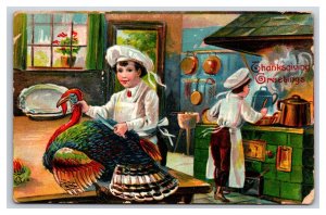 Children in Kitchen Prepariing Turkey Thanksgiving Embossed UNP DB Postcard Q22