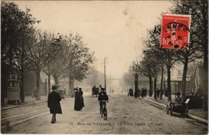 CPA Bois de VINCENNES La Porte Dorée (65704)