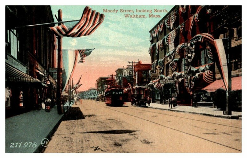 Massachusetts   Waltham . Moody street looking South , Trolley 