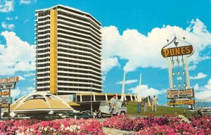 THE HOTEL DUNES Casino Golf LAS VEGAS Roadside c1960s Chrome Vintage Postcard