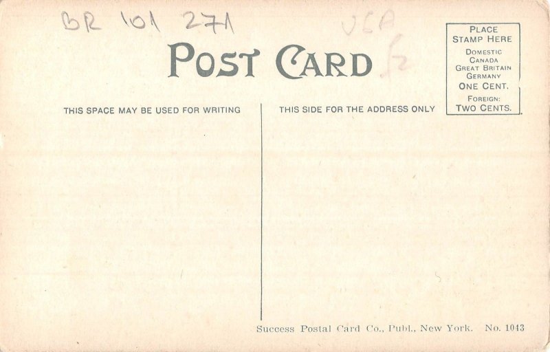 BR101271 new york central park rustic stone bridge   usa