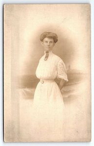 1907 ATLANTIC CITY SOUVENIR MYERS-COPE CO BUXOM LADY AZO RPPC POSTCARD P146