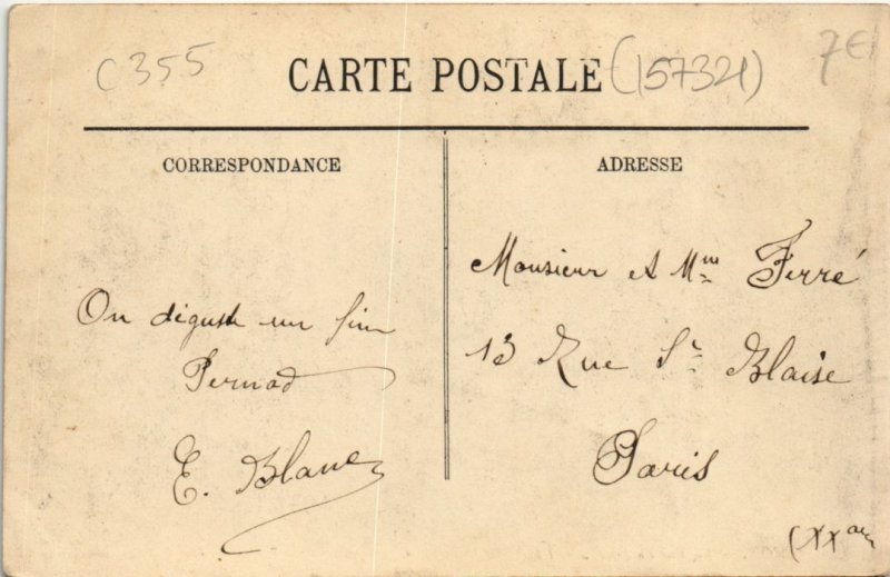 CPA LAON La rue du bourg (157321)