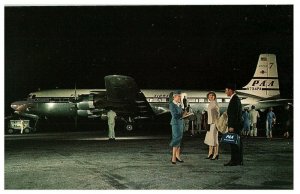 PAN AM Pan American PAA Super 7 Clipper DC-7C Airplane Postcard