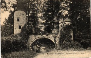 CPA Luxeuil-les-Bains Porte du Chene (1273634)