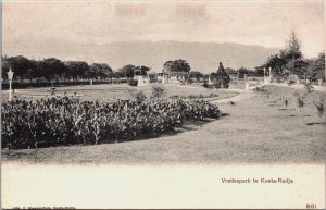 Indonesia Vredespark Koetaradja Banda Atjeh Sumatra Vintage Postcard C111