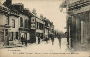 CPA ALBERT - La Rue d'AMIENS completement detruite par les Allemands (121307)