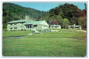 1952 Boundary Tree Motor Court Cherokee Indians Cherokee North Carolina Postcard