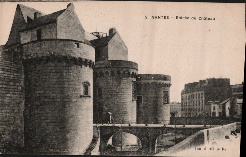 Nantes - Entree du Chateau   PC