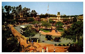 Postcard AMUSEMENT PARK SCENE Anaheim California CA AT0737