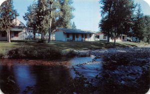 Bonners Ferry Idaho view from street of Deep Creek Motel vintage pc DD7007